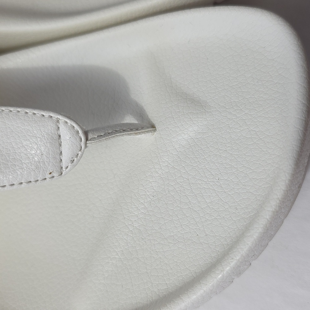 Anne Klein (8.5) iflex White Footbed Sandals - Picture 6 of 10